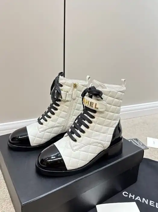 hype Chanel Boots