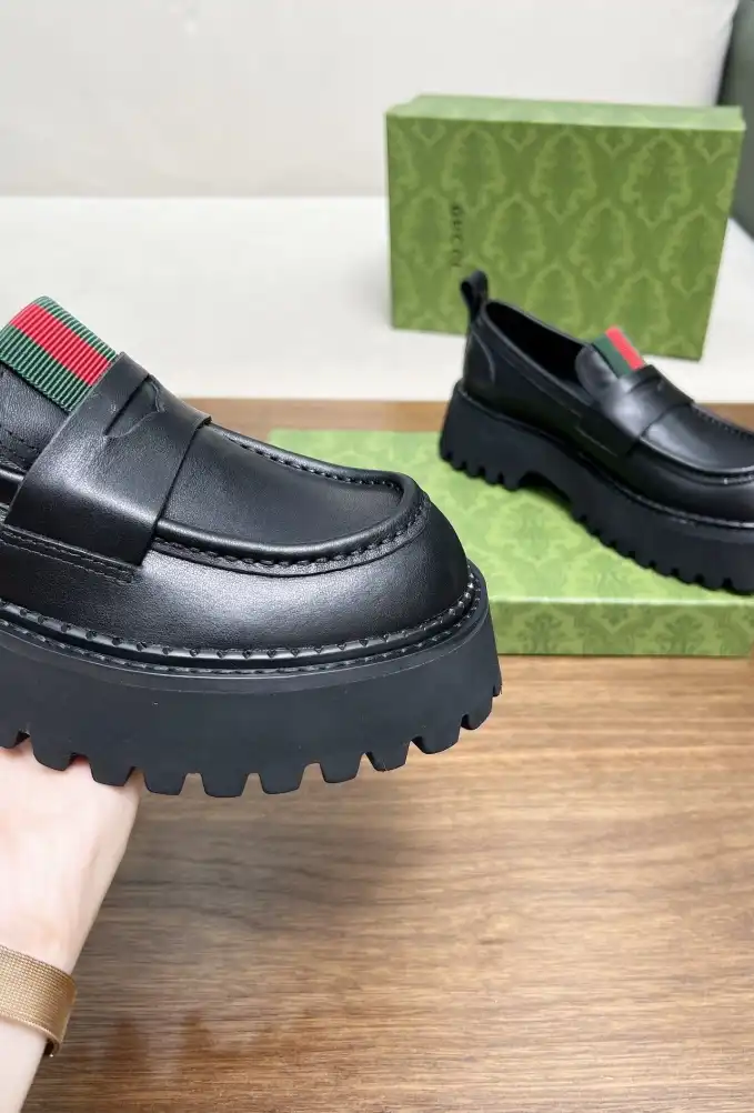 hype Gucci Leather Shoes