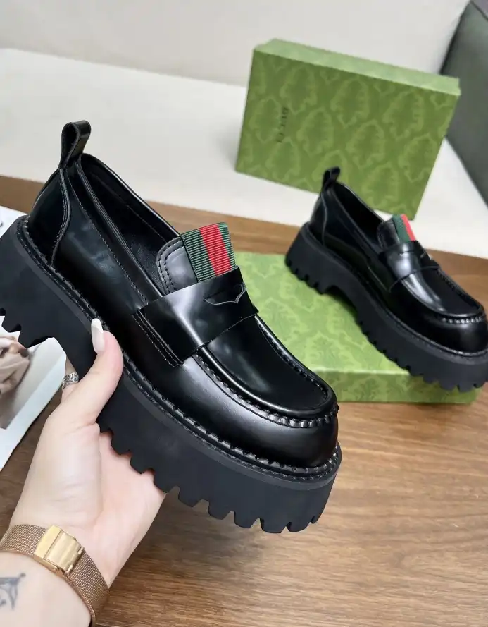 hype Gucci Leather Shoes