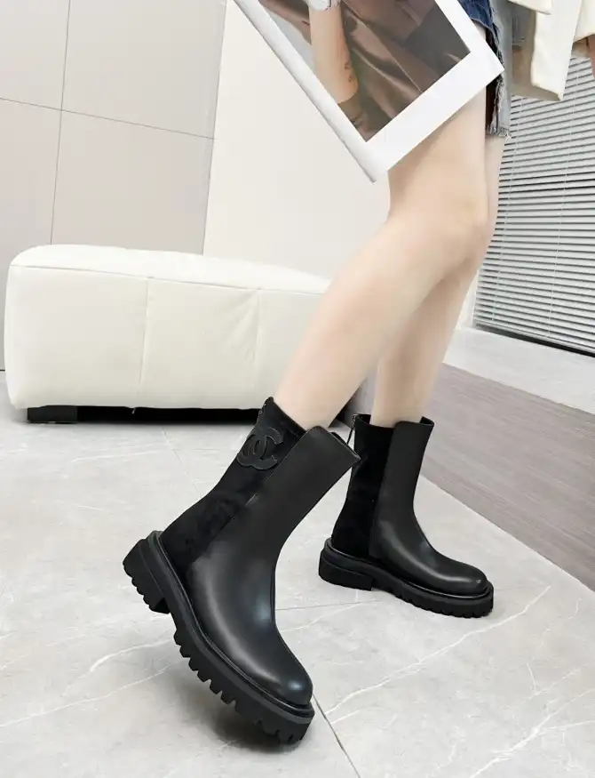 hype Chanel Boots