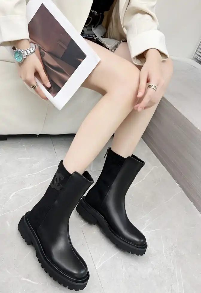 hype Chanel Boots