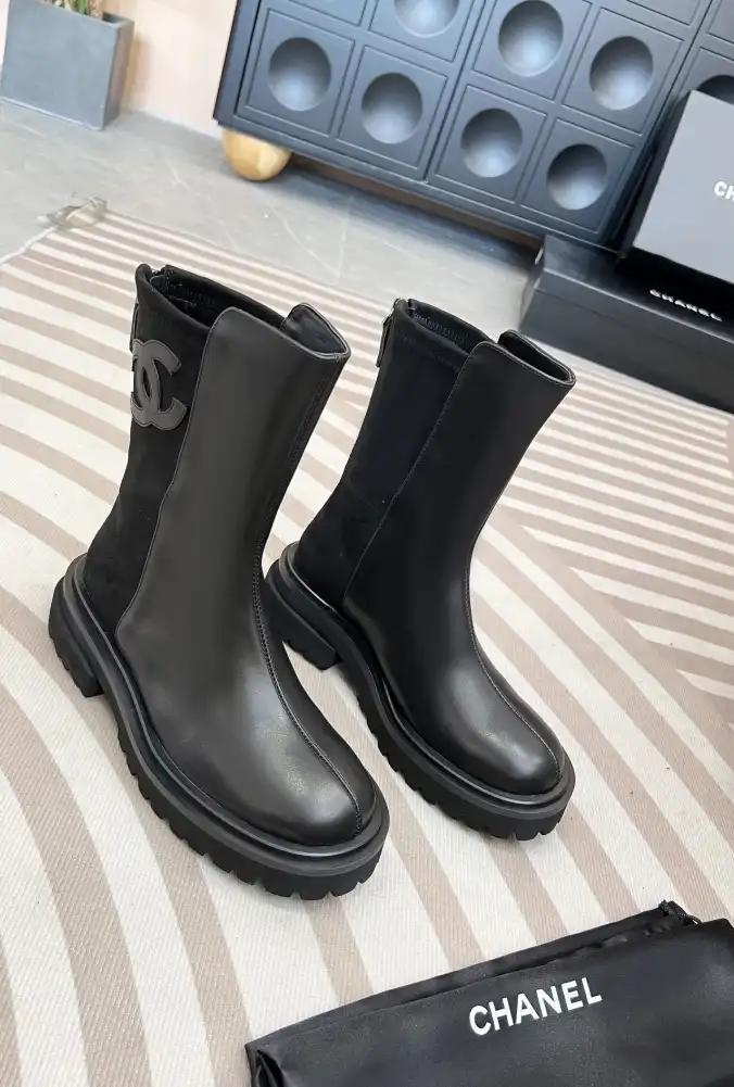 hype Chanel Boots