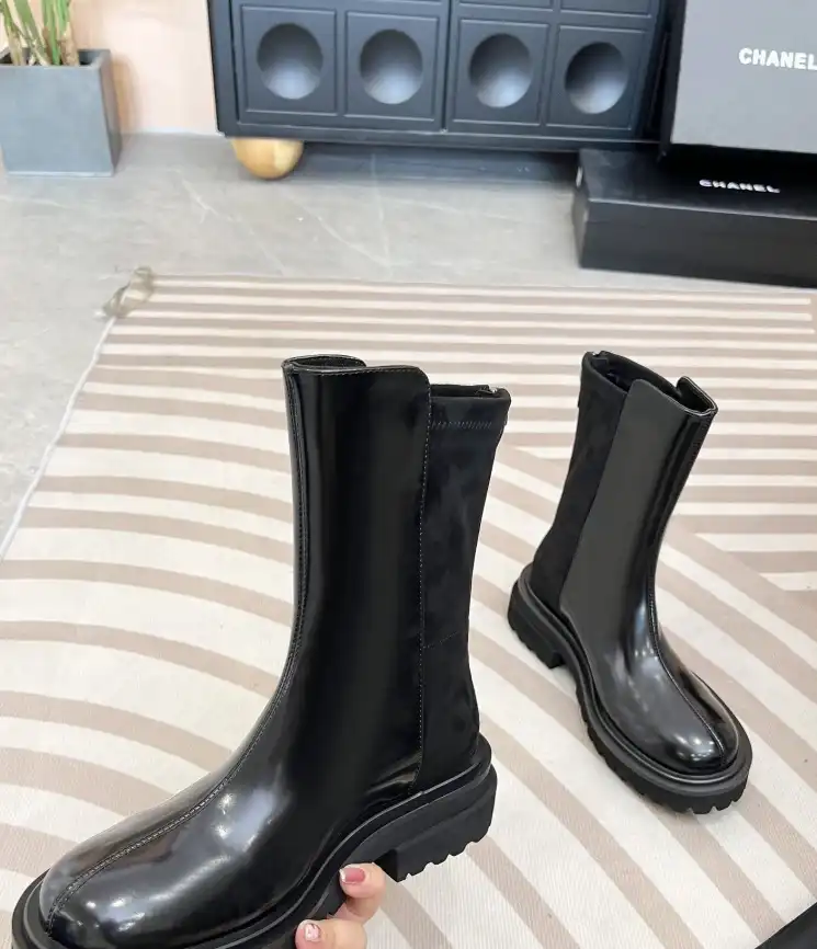 hype Chanel Boots