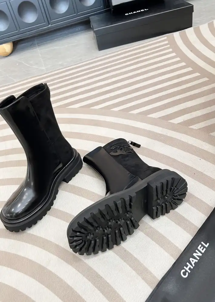 hype Chanel Boots