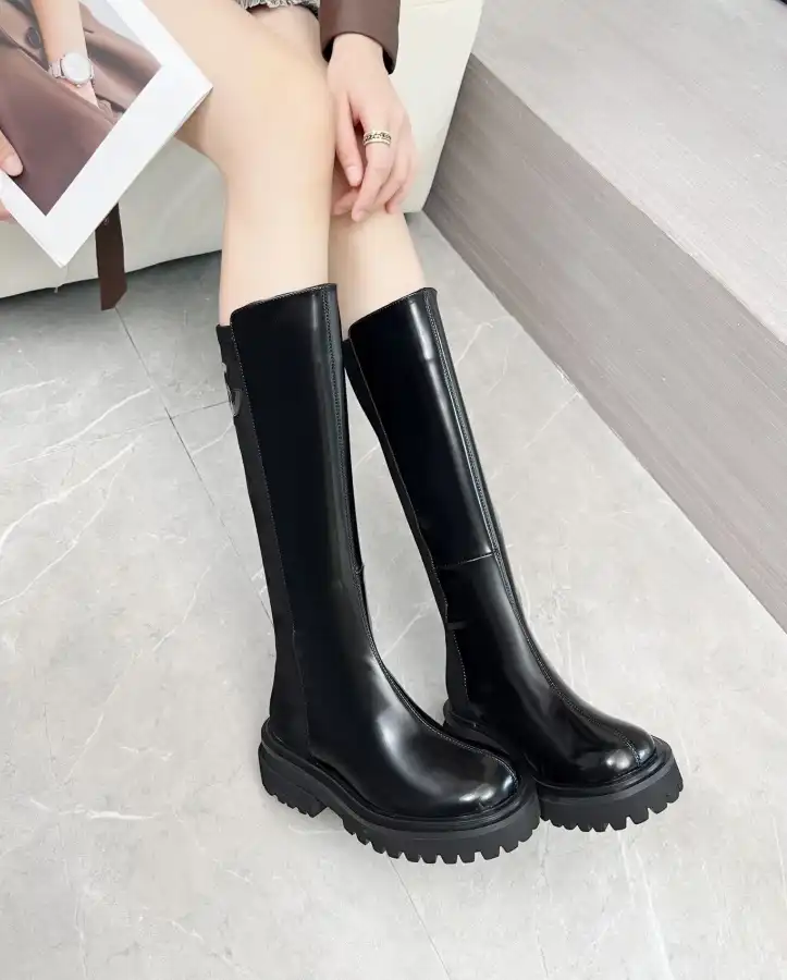 hype Chanel Boots