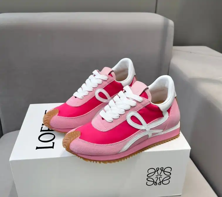 hype Loewe Sneakers