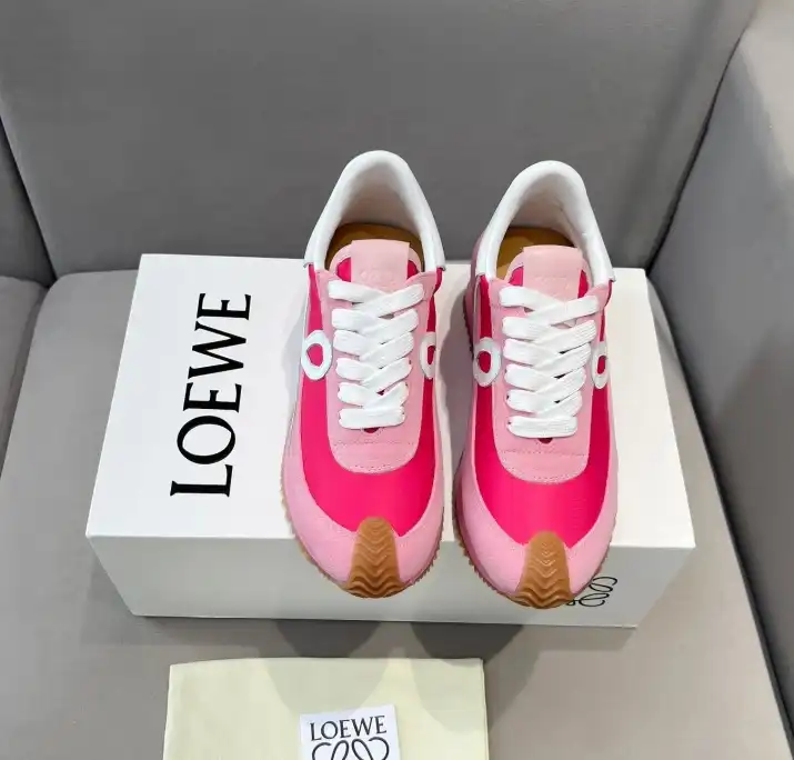 hype Loewe Sneakers