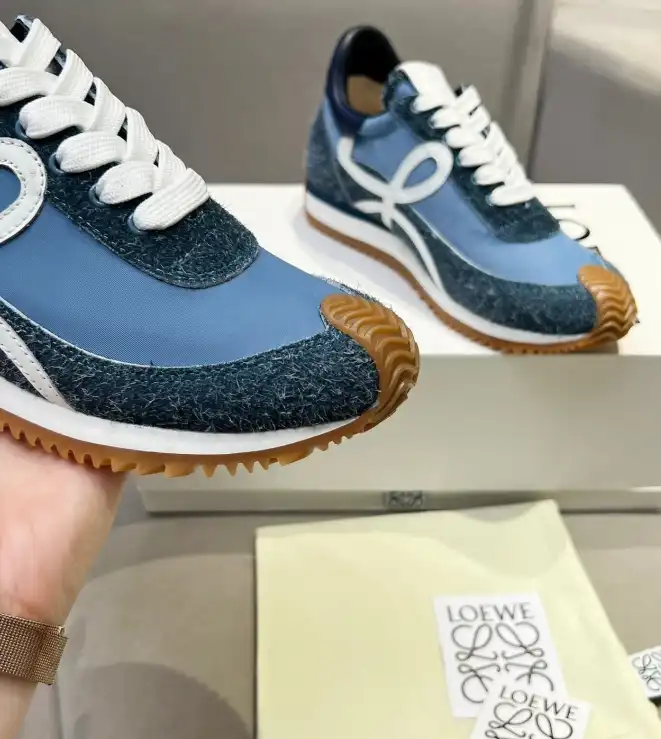 hype Loewe Sneakers