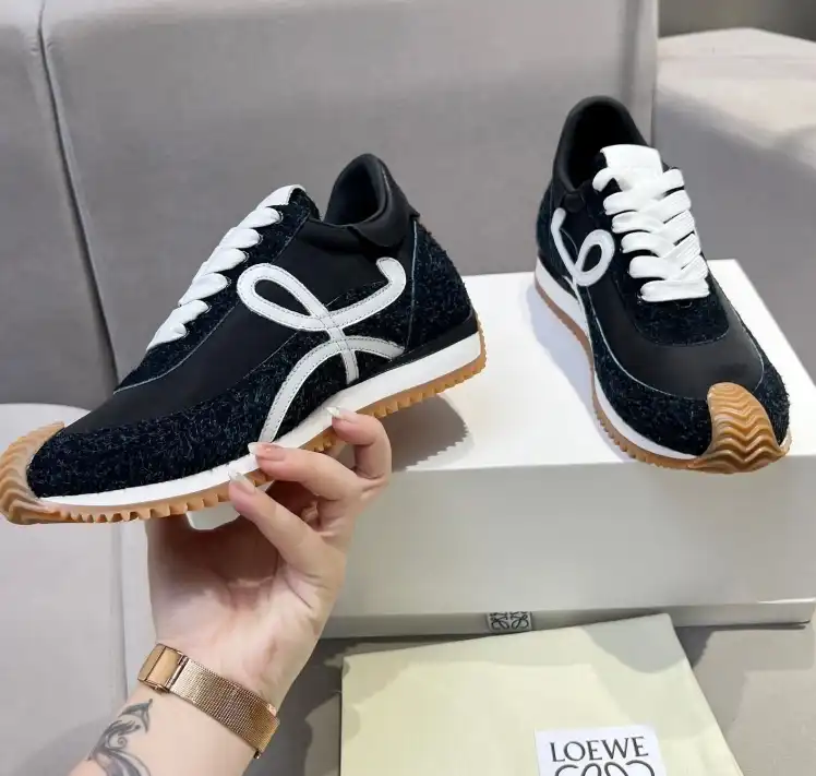 hype Loewe Sneakers