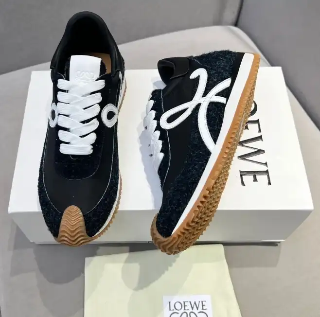 hype Loewe Sneakers