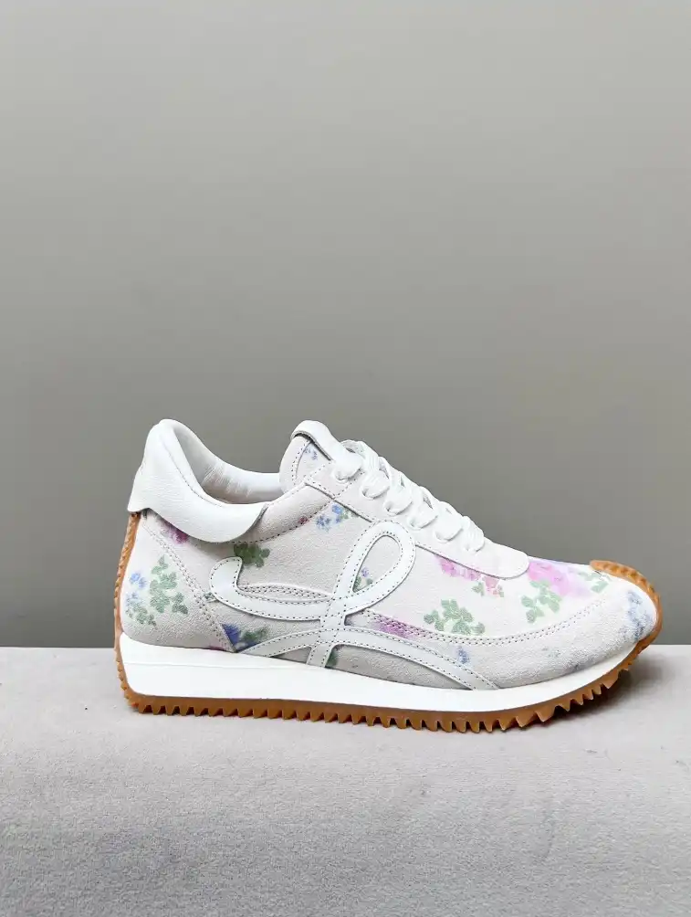 hype Loewe Sneakers