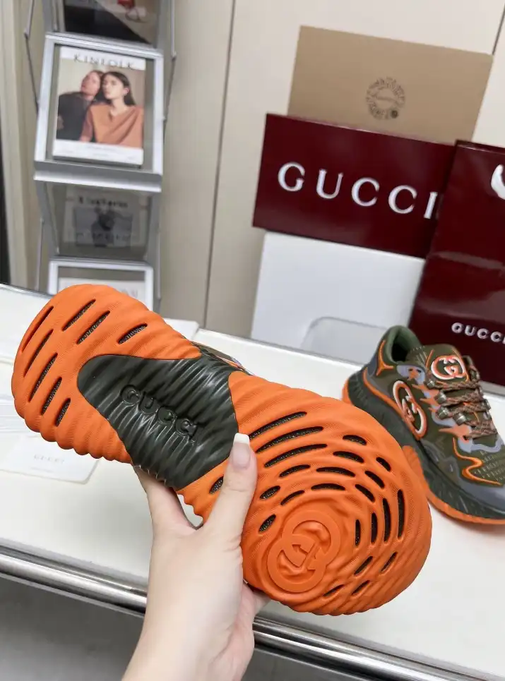 hype Gucci Slippers