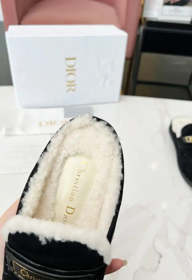 hype Christian Dior Slippers