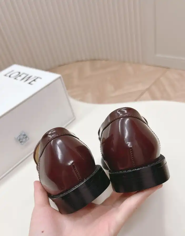 hype Loewe Leather Shoes