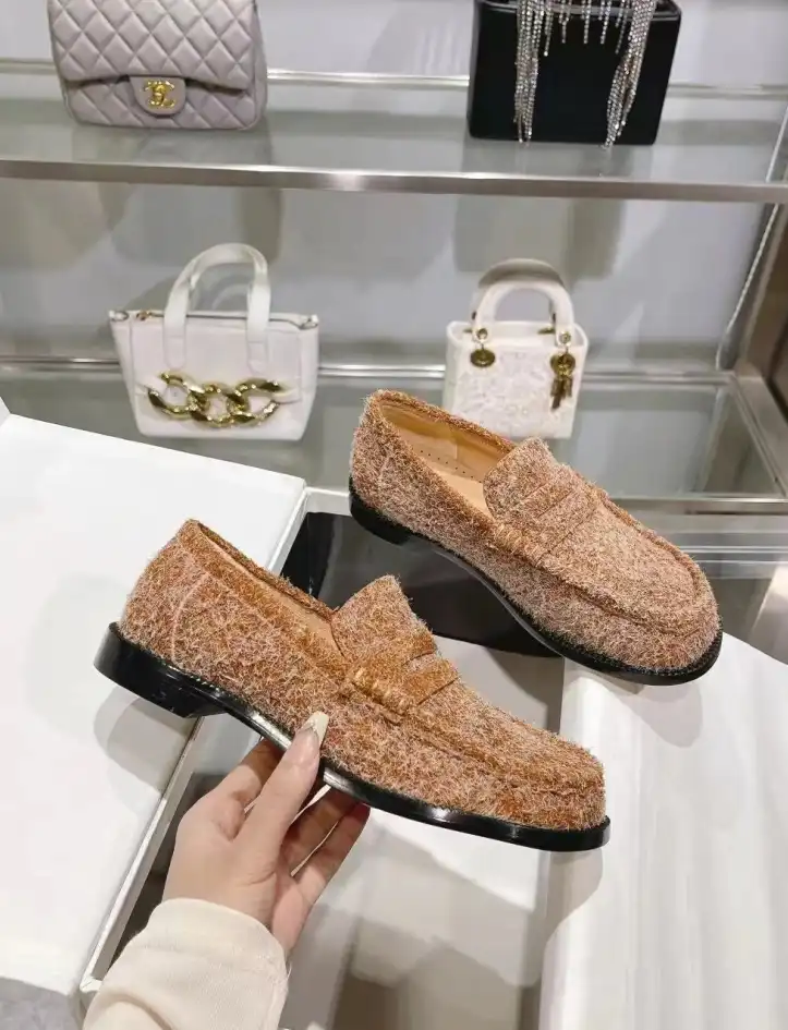 hype Loewe Leather Shoes