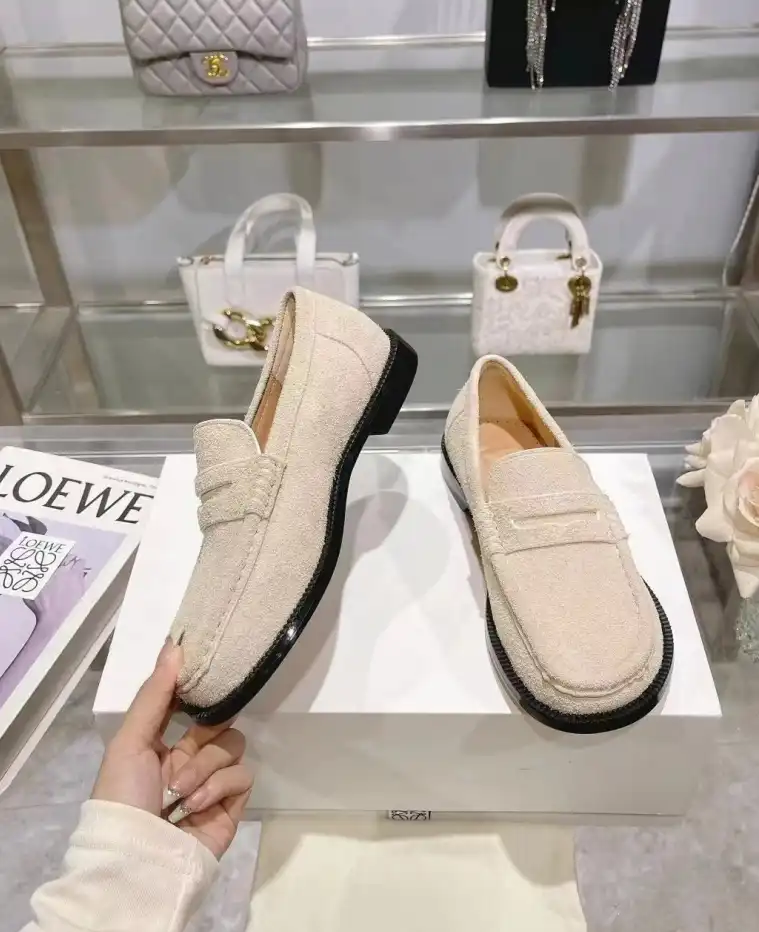 hype Loewe Leather Shoes