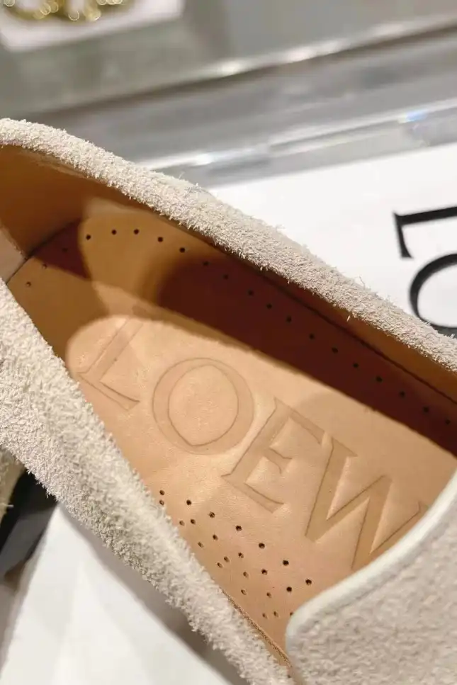 hype Loewe Leather Shoes