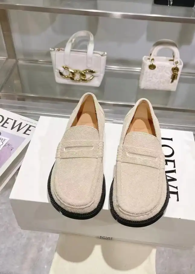 hype Loewe Leather Shoes