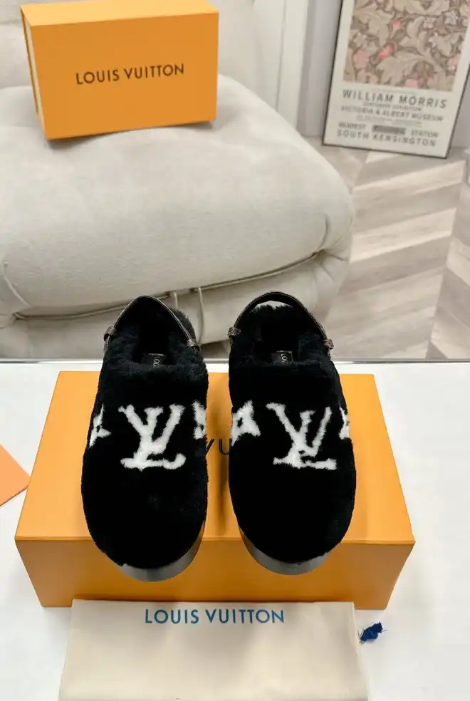 hype LV Slippers