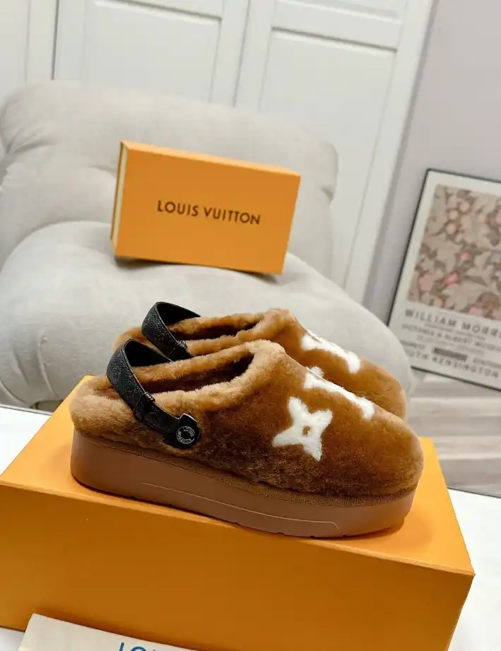 hype LV Slippers