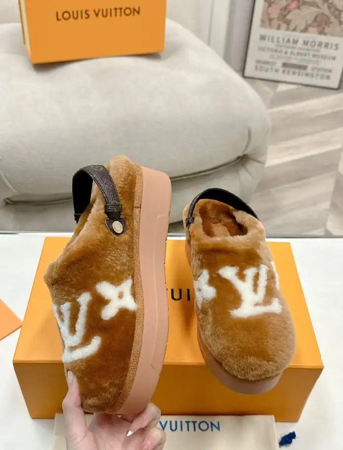 hype LV Slippers