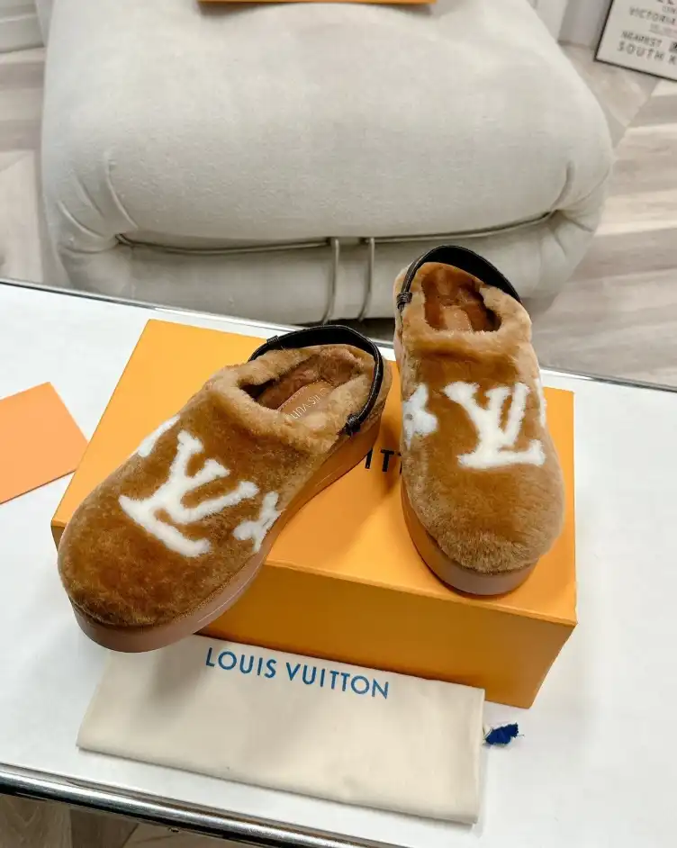 hype LV Slippers