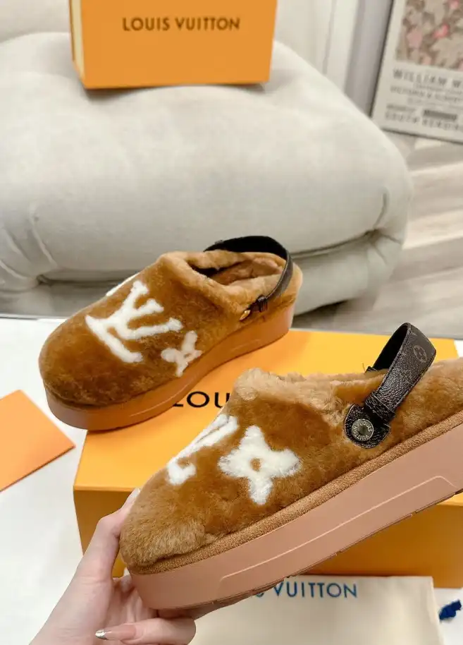 hype LV Slippers