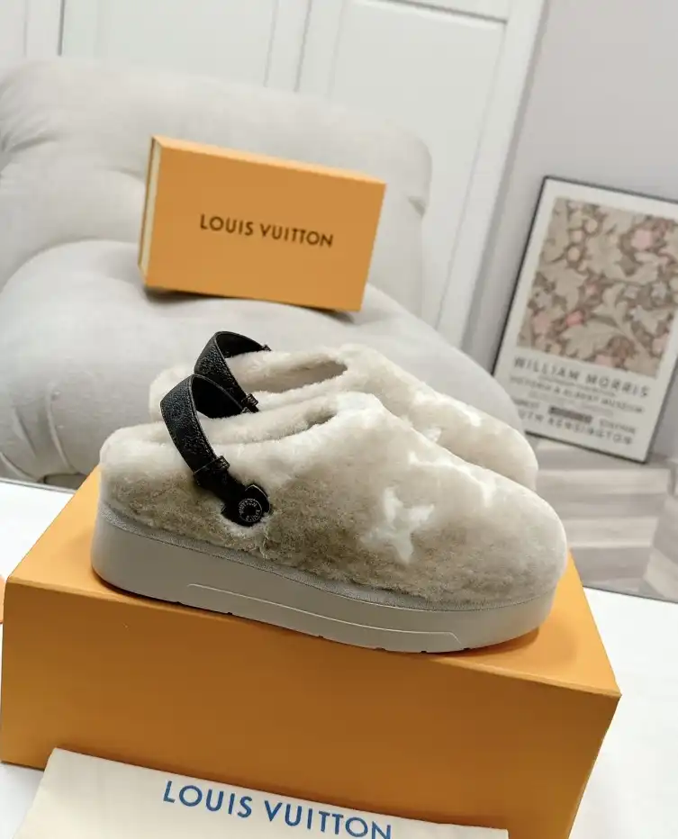 hype LV Slippers