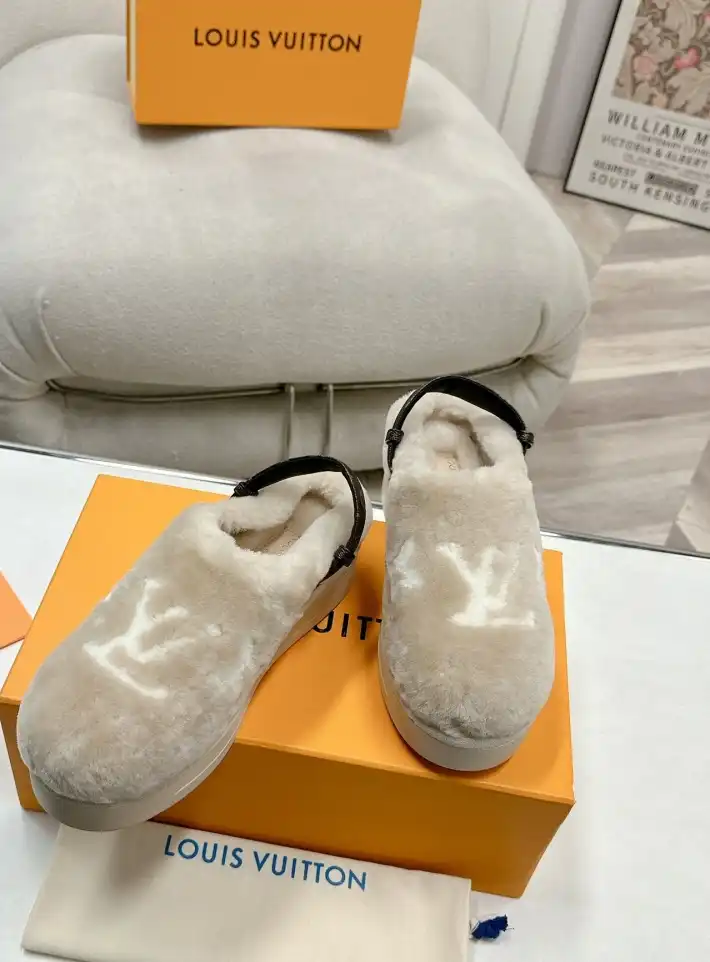 hype LV Slippers