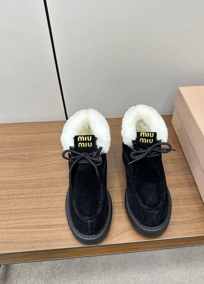 hype Miu Miu Boots