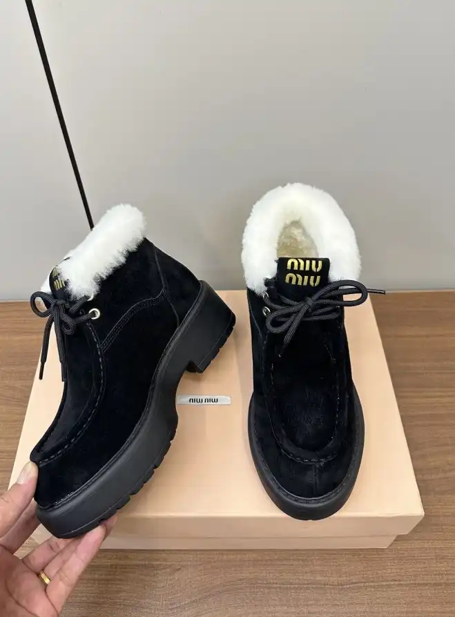 hype Miu Miu Boots