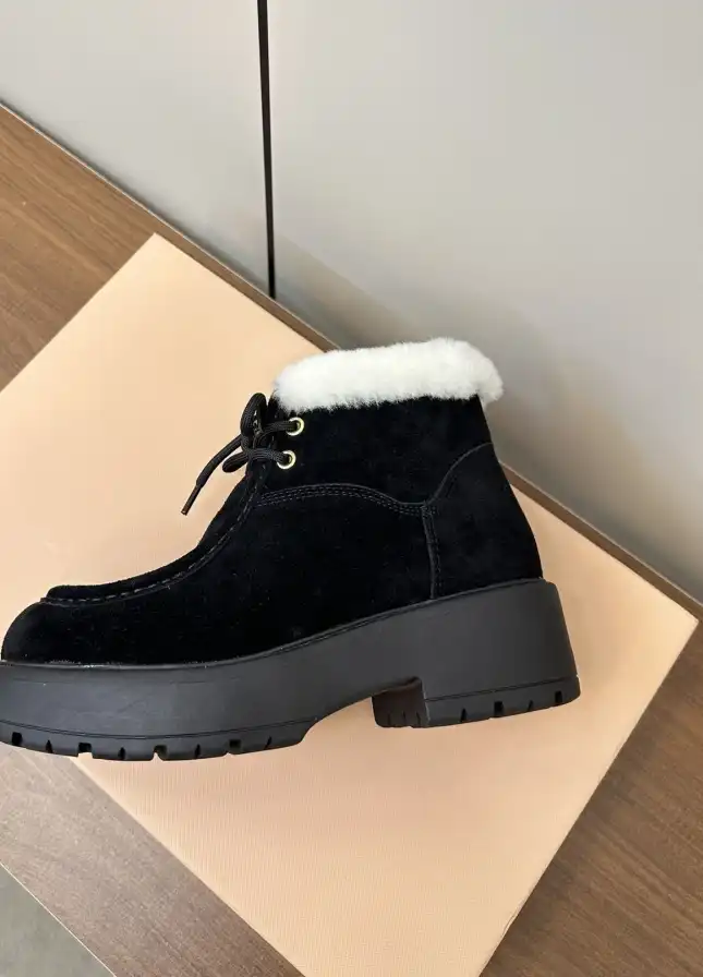 hype Miu Miu Boots