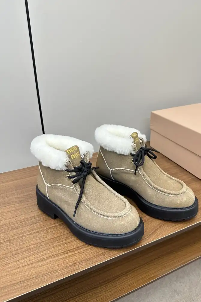 hype Miu Miu Boots