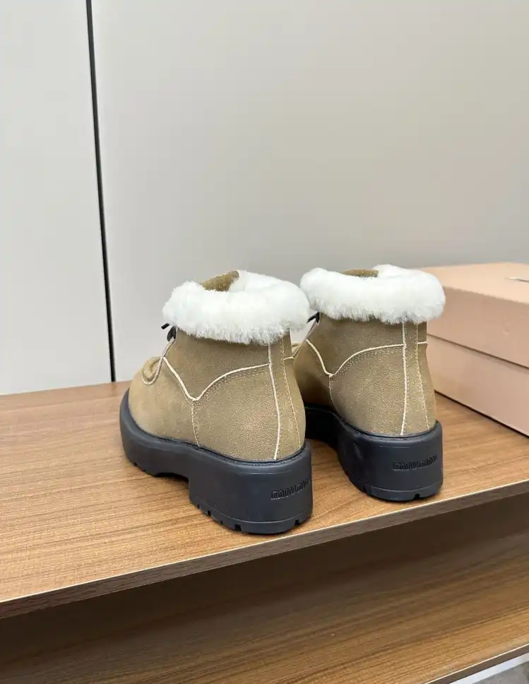 hype Miu Miu Boots