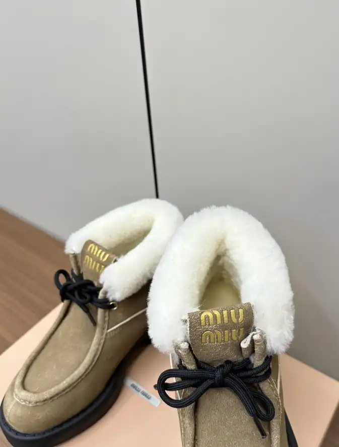 hype Miu Miu Boots