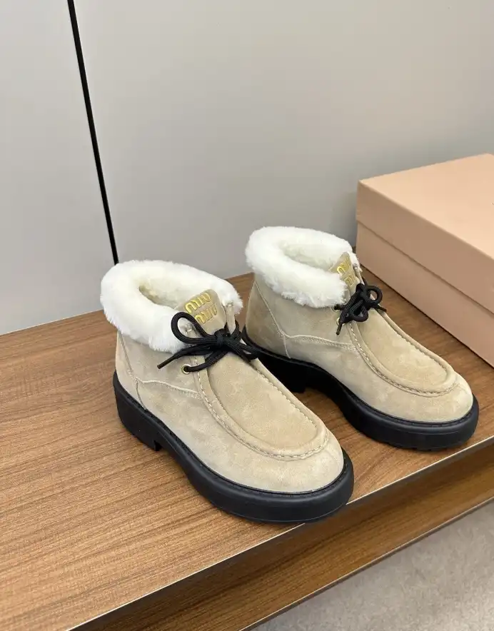 hype Miu Miu Boots