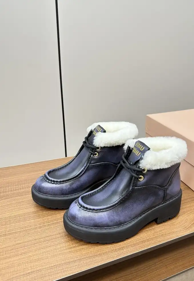 hype Miu Miu Boots