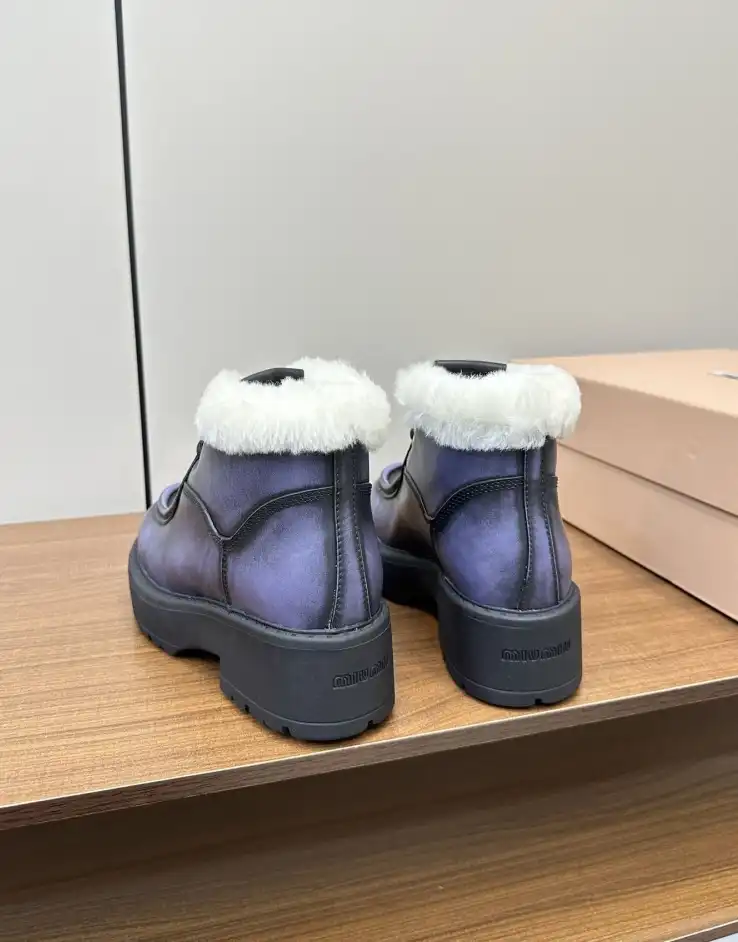 hype Miu Miu Boots