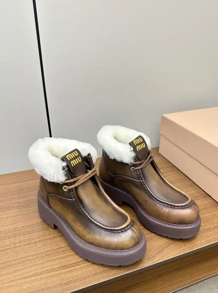 hype Miu Miu Boots