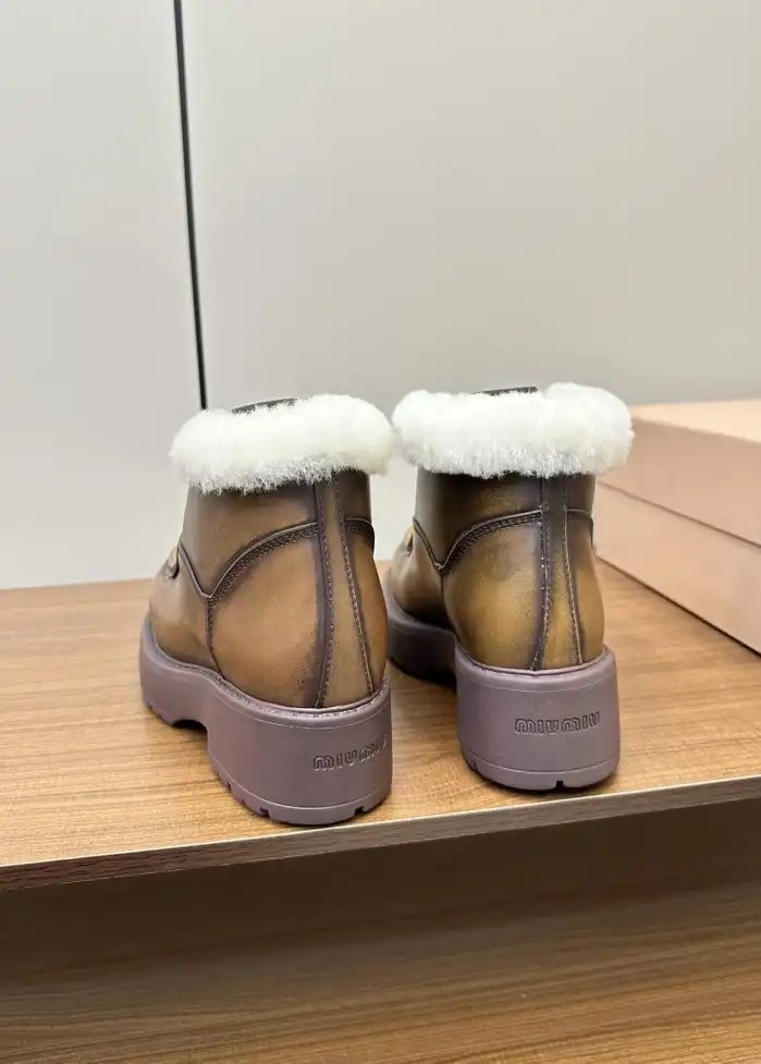 hype Miu Miu Boots