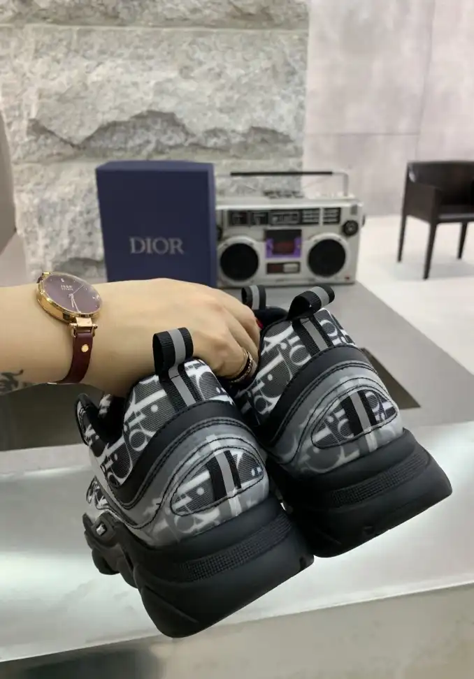 hype Christian Dior Sneakers