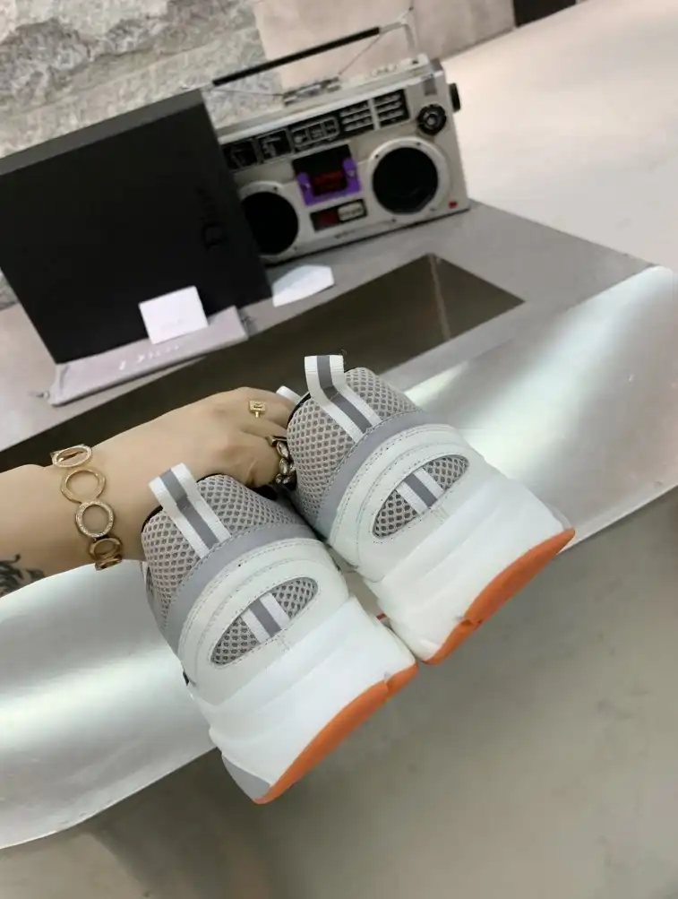 hype Christian Dior Sneakers