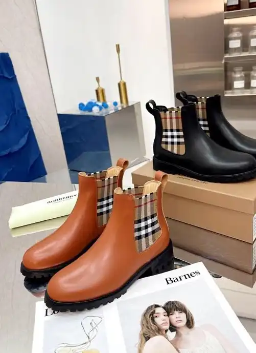 hype Burberry Boots