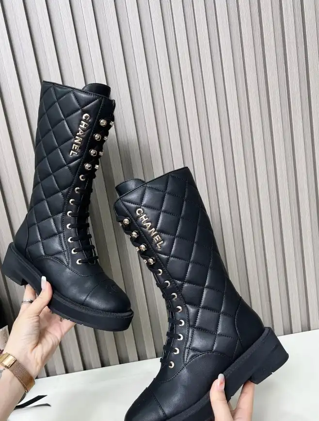 hype Chanel Boots