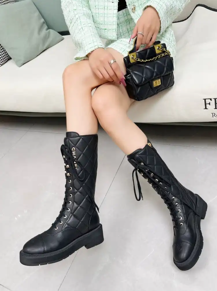 hype Chanel Boots