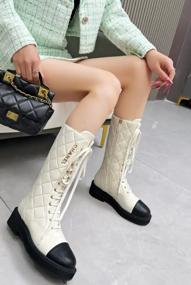 hype Chanel Boots