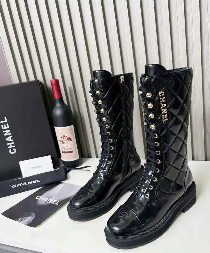 hype Chanel Boots