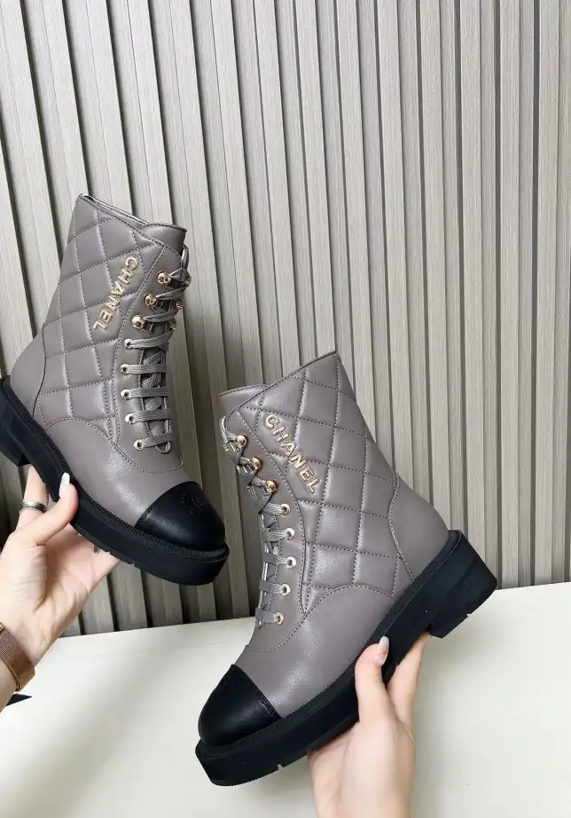 hype Chanel Boots