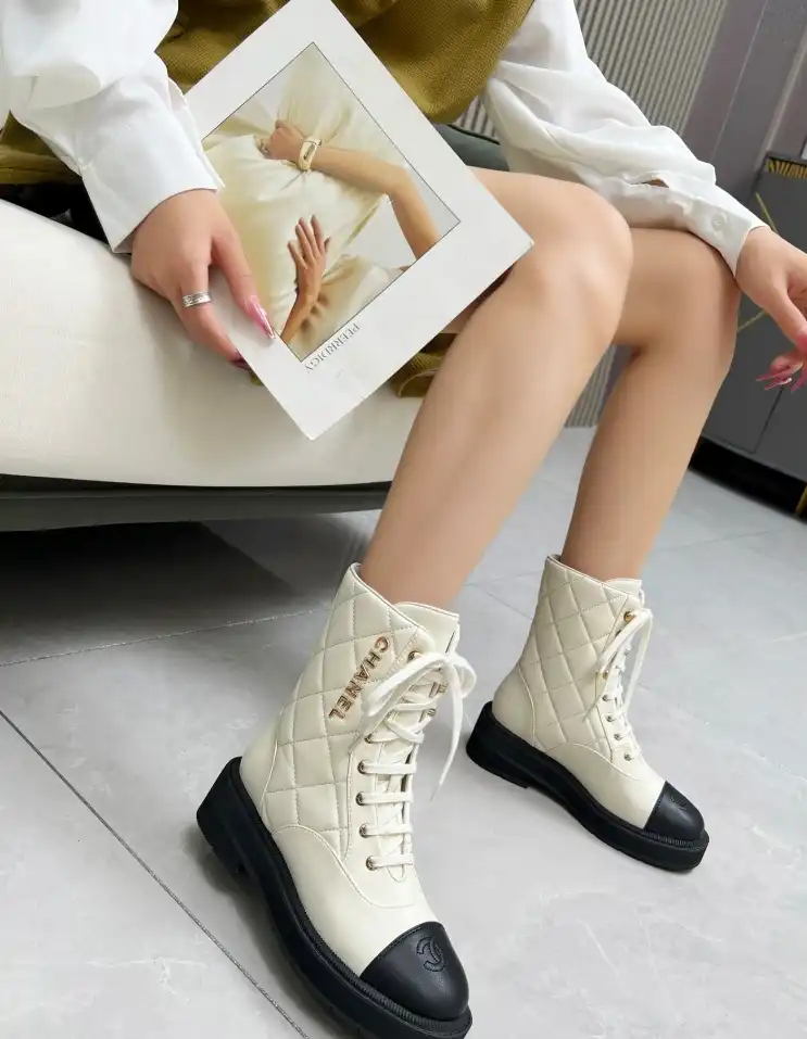 hype Chanel Boots