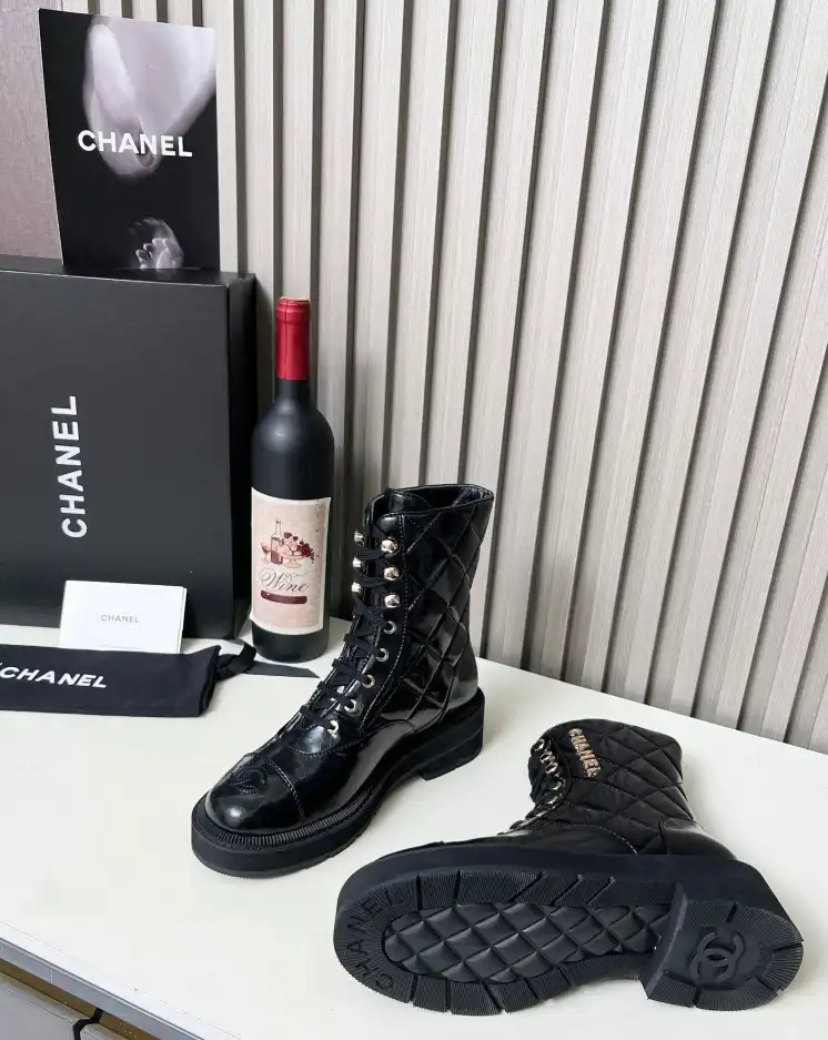 hype Chanel Boots